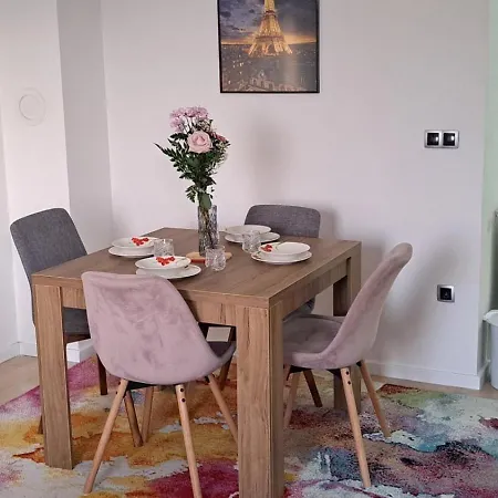 Apartment Saraj 2 *